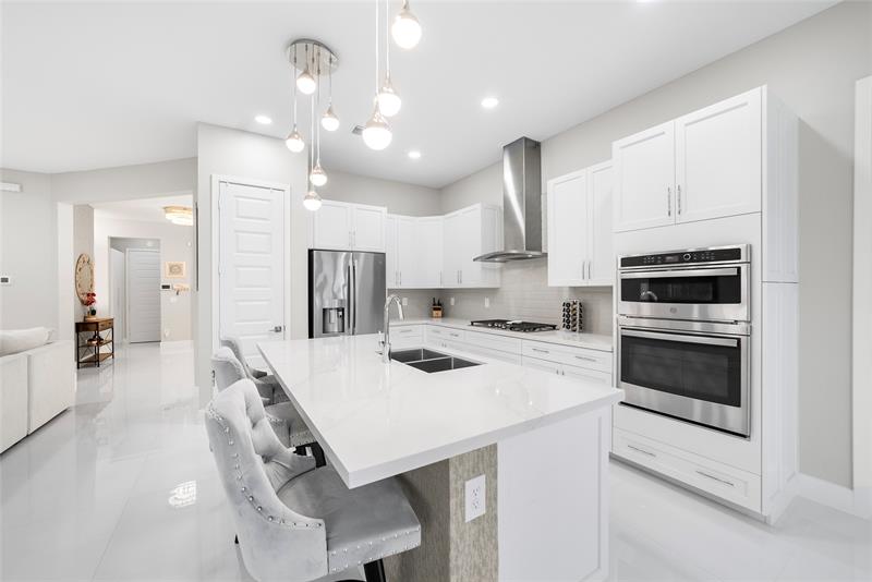 Image 13 of 98 For 10777 Oceano Way