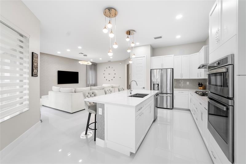 Image 17 of 98 For 10777 Oceano Way