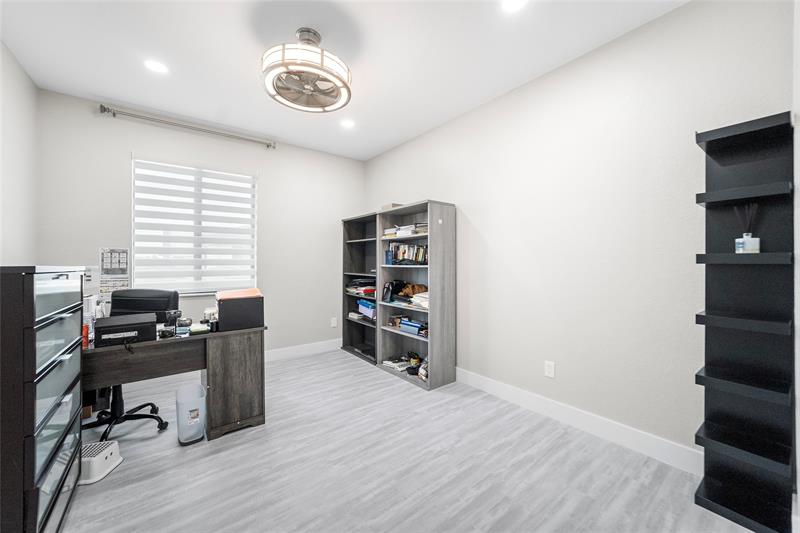 Image 56 of 98 For 10777 Oceano Way