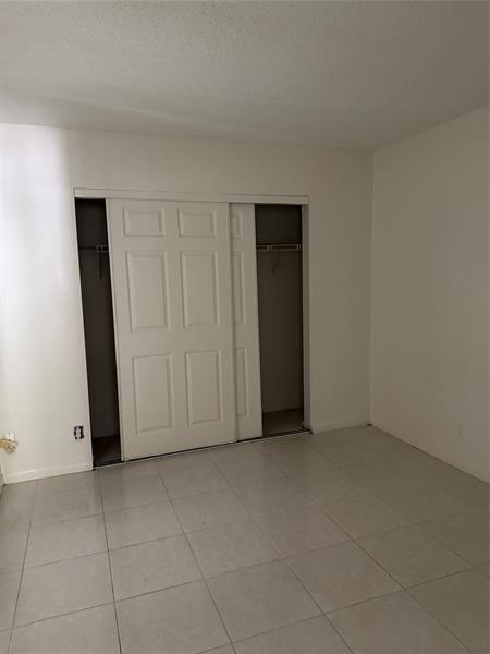 Image 3 of 12 For 10207 35th St