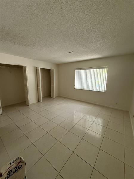 Image 4 of 12 For 10207 35th St
