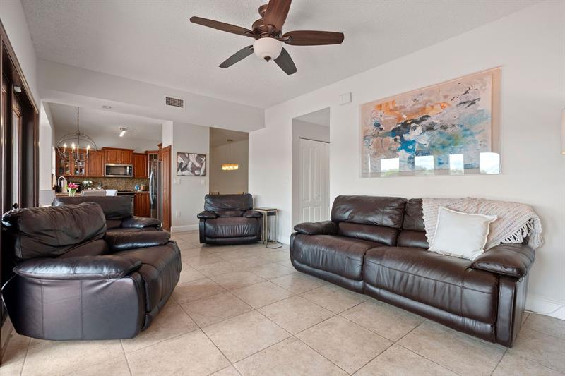 Image 26 of 51 For 8313 188th Ter