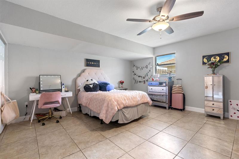 Image 35 of 51 For 8313 188th Ter