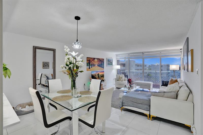 Image 2 of 34 For 18041 Biscayne Blvd 503