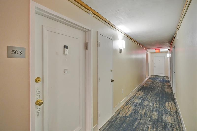 Image 28 of 34 For 18041 Biscayne Blvd 503