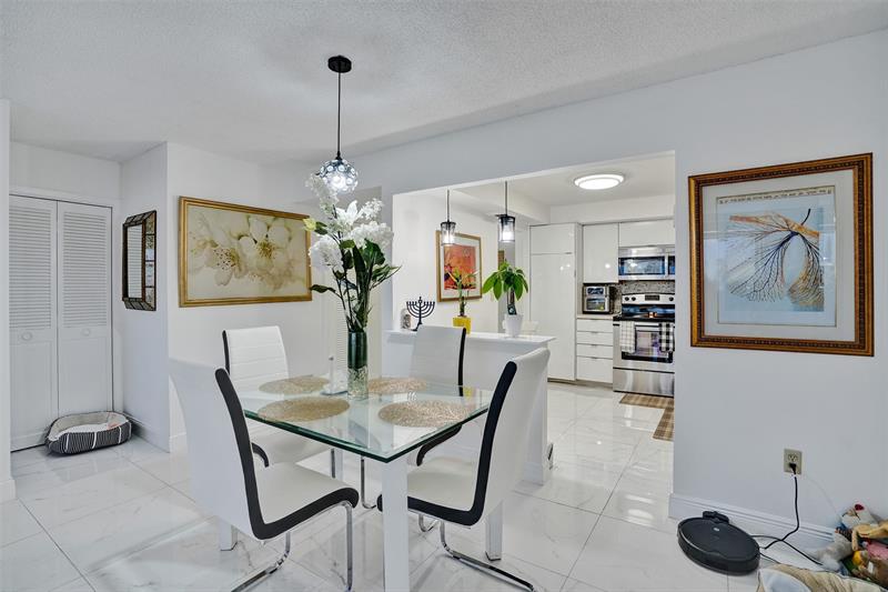 Image 5 of 34 For 18041 Biscayne Blvd 503