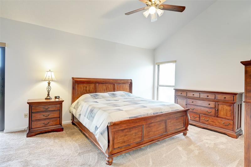 Image 11 of 24 For 6079 Glendale Dr  6079