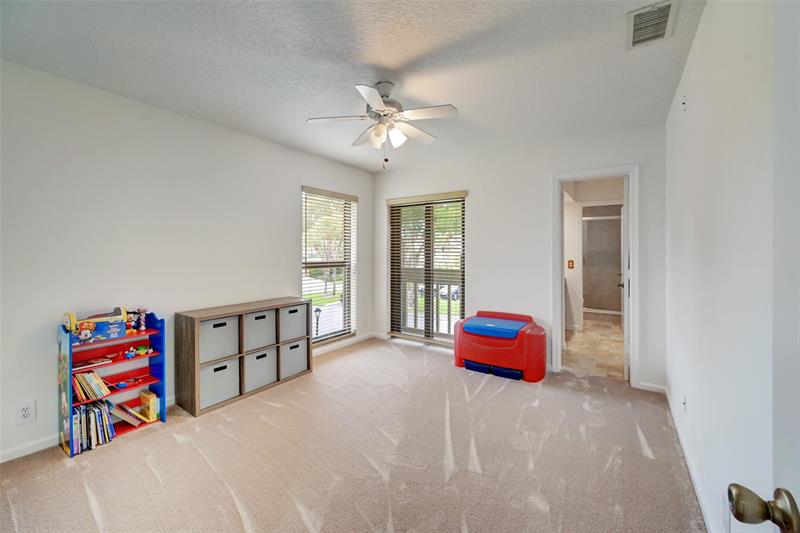 Image 18 of 24 For 6079 Glendale Dr  6079