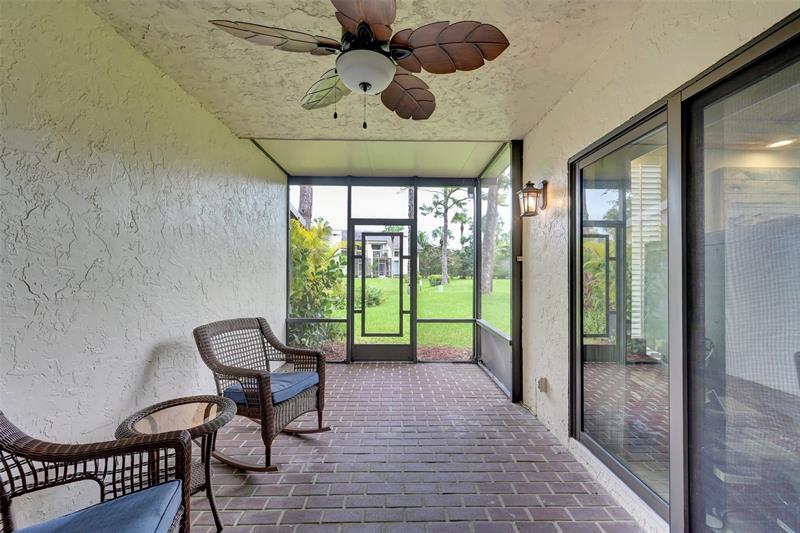 Image 20 of 24 For 6079 Glendale Dr  6079
