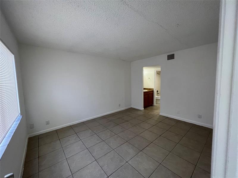 Image 11 of 15 For 11576 44th St  11576