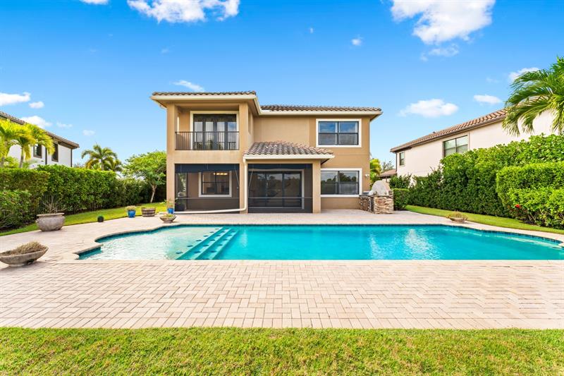 Image 15 of 44 For 8132 Bradford Way