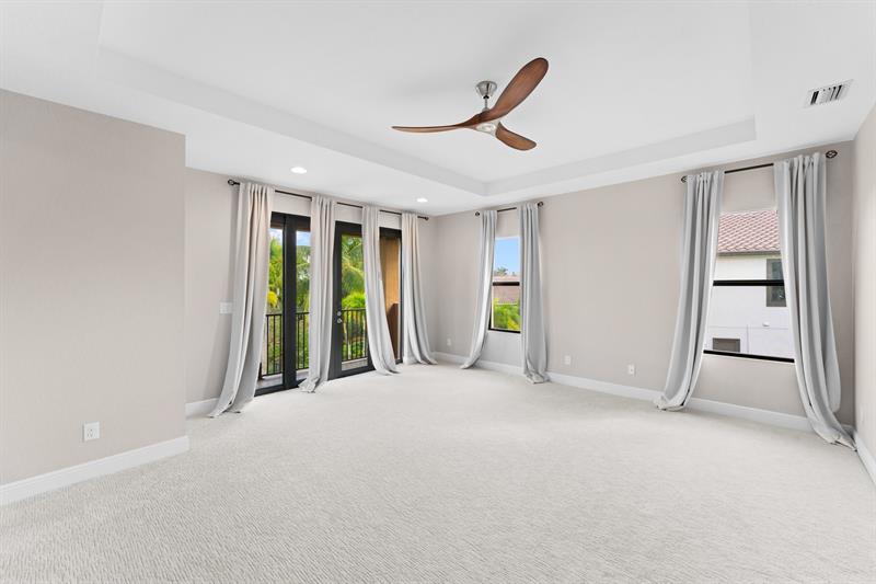 Image 19 of 44 For 8132 Bradford Way