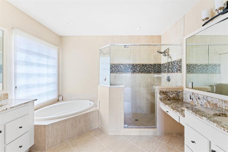 Image 22 of 44 For 8132 Bradford Way