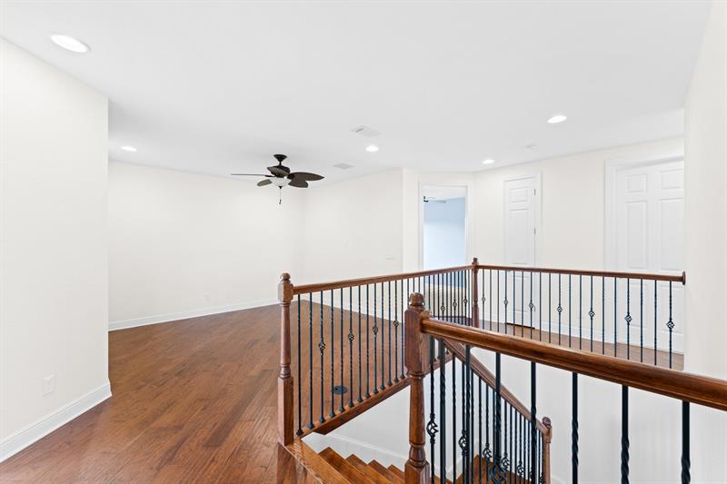 Image 23 of 44 For 8132 Bradford Way