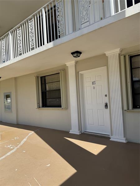 Image 15 of 18 For 6025 Balboa Cir  103
