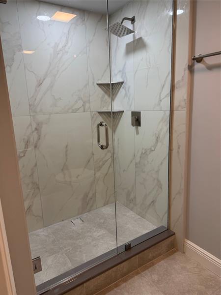 Image 8 of 18 For 6025 Balboa Cir  103