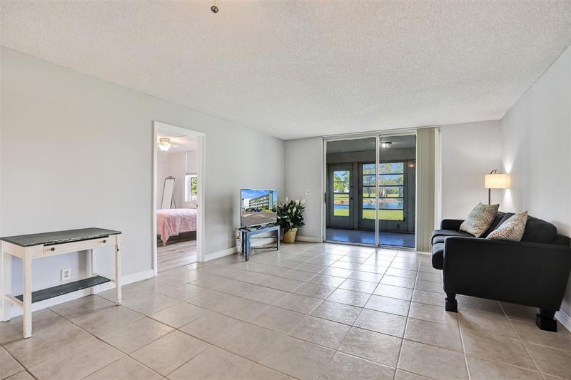 Image 8 of 27 For 1700 80th Ave  107