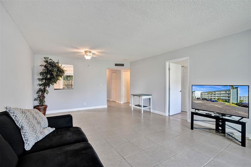 Image 9 of 27 For 1700 80th Ave  107