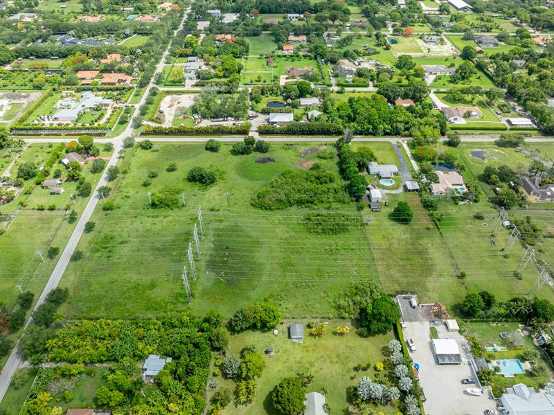Image 6 of 11 For 66 Street  