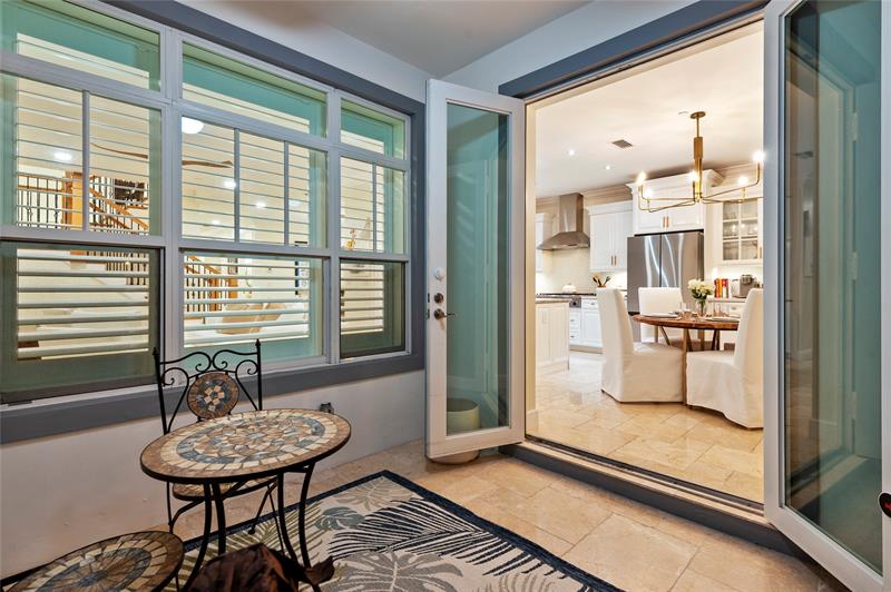 Image 23 of 70 For 220 15th Ave  220