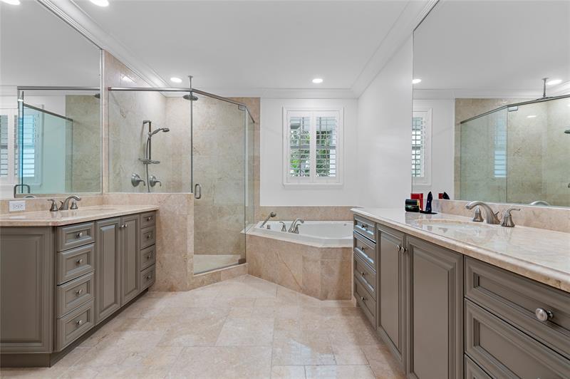 Image 38 of 70 For 220 15th Ave  220