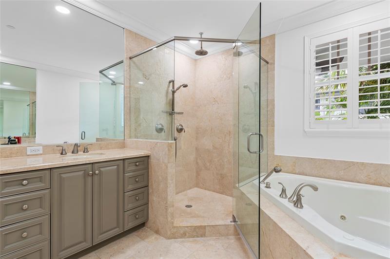 Image 40 of 70 For 220 15th Ave  220
