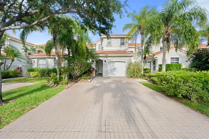 Details for 1775 Seagrape Way  1775, Hollywood, FL 33019