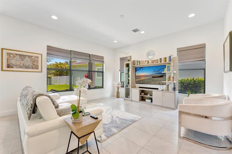 Image 10 of 69 For 3851 87th Way