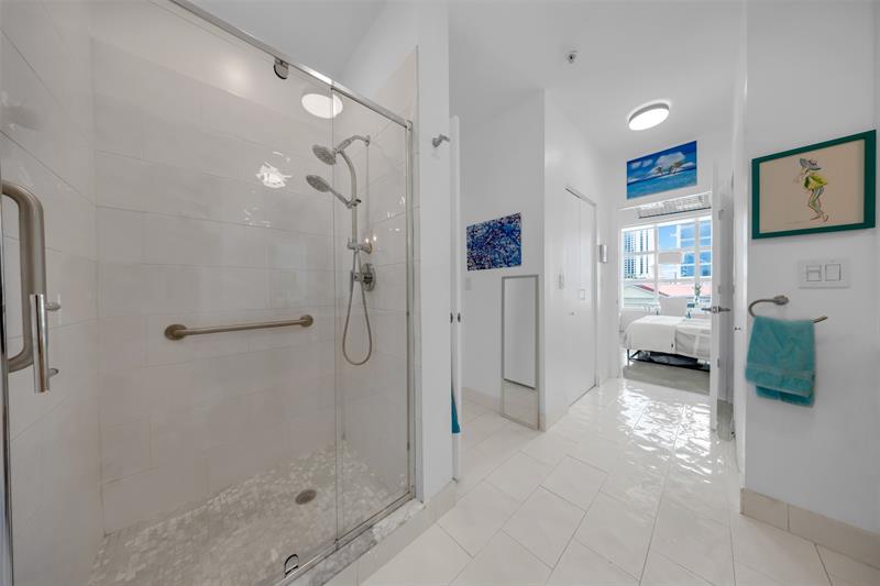 Image 22 of 41 For 313 2nd St  602