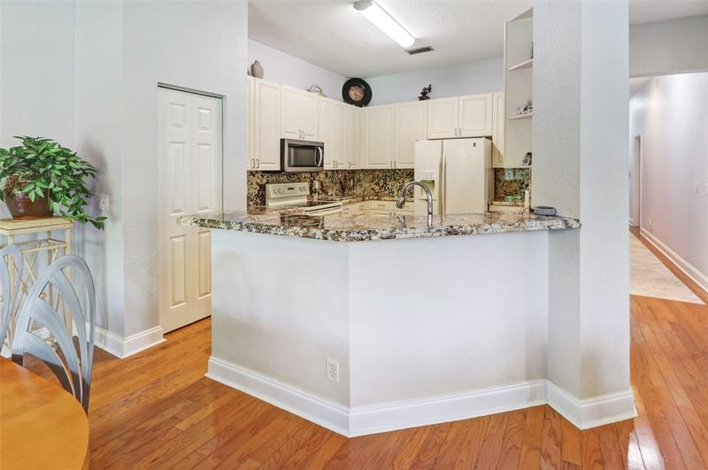 Image 8 of 33 For 11955 57th Mnr