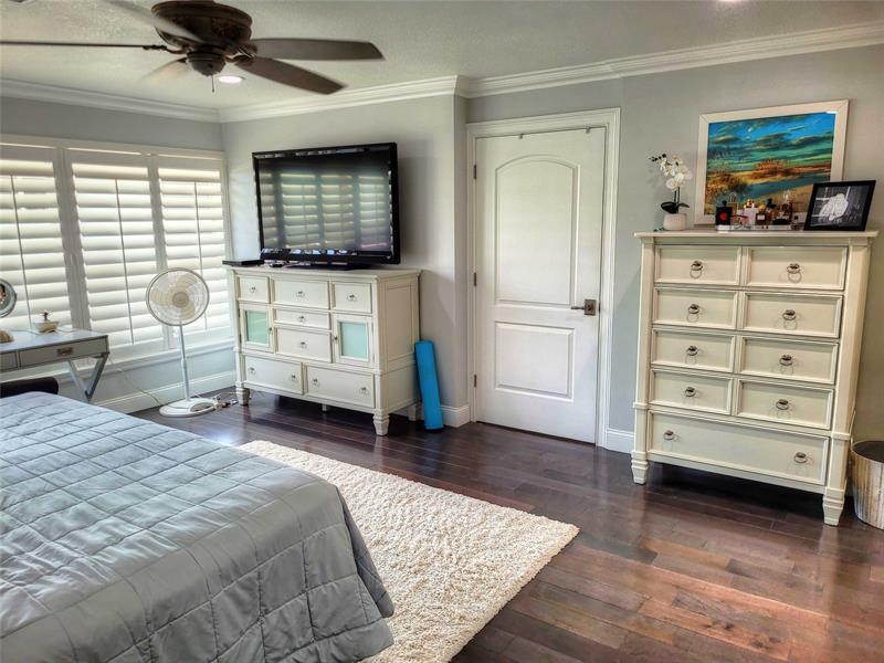 Image 11 of 17 For 5450 Ocean Blvd  39-k