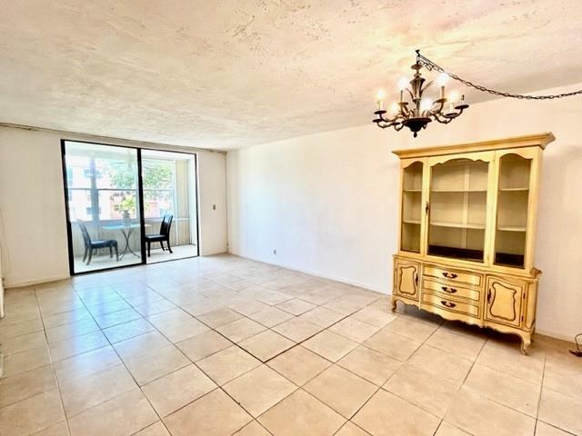 Image 8 of 39 For 2861 Somerset Dr  312
