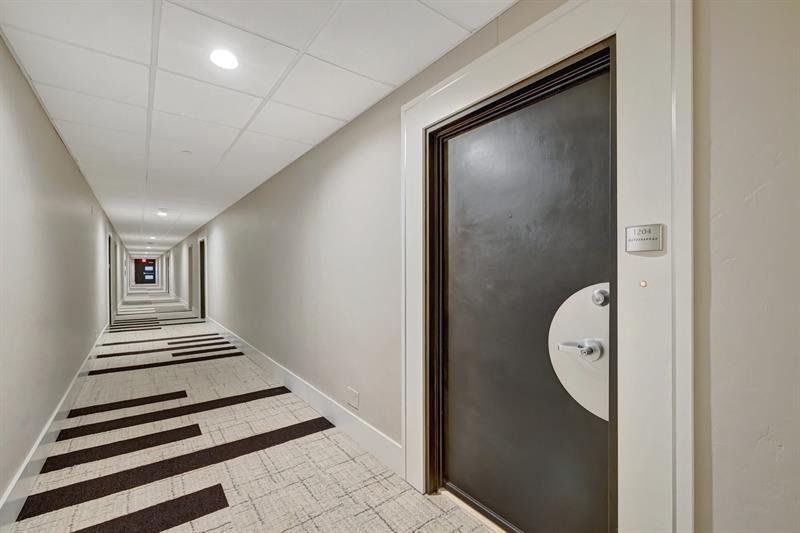 Image 4 of 52 For 3300 36th St  1204