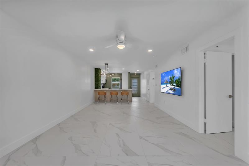 Image 10 of 31 For 9818 Marina Blvd  1225