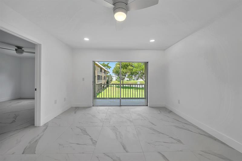 Image 23 of 31 For 9818 Marina Blvd  1225