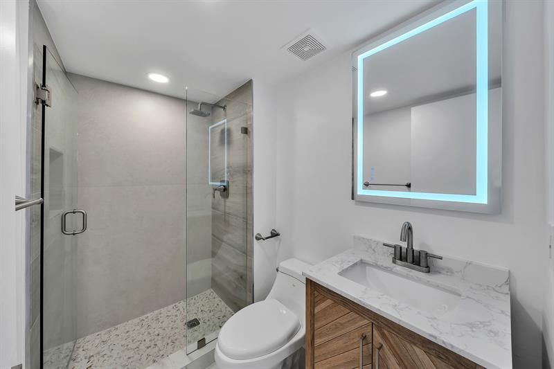 Image 26 of 31 For 9818 Marina Blvd  1225