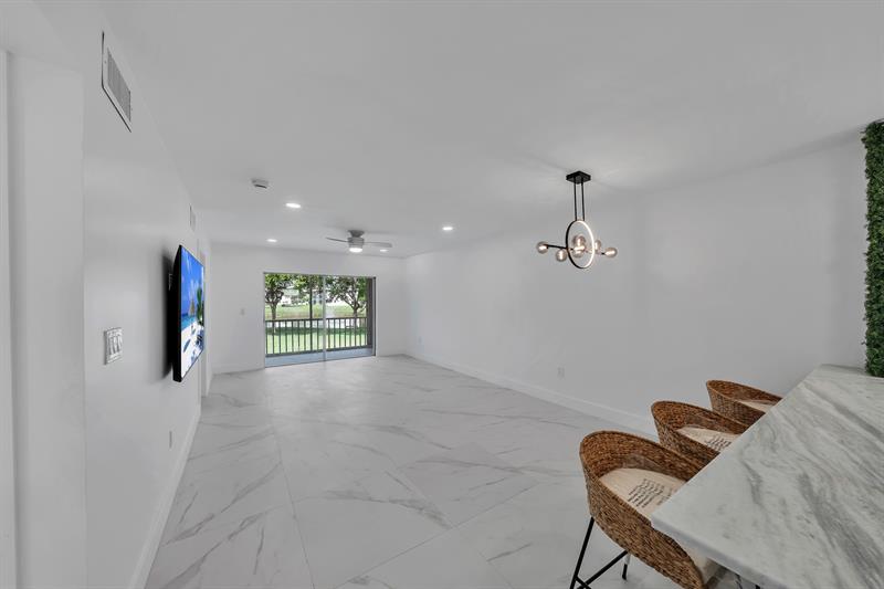 Image 8 of 31 For 9818 Marina Blvd  1225