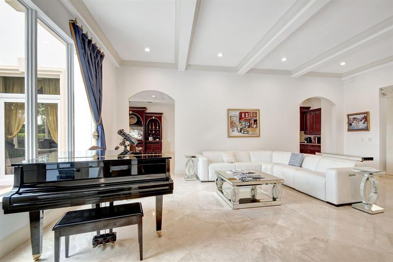 Image 12 of 100 For 6453 Montesito Street