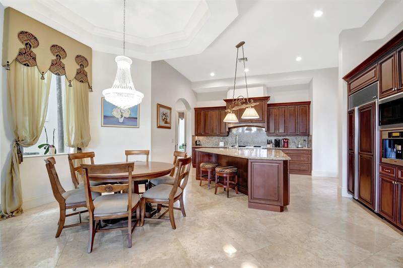 Image 21 of 100 For 6453 Montesito Street