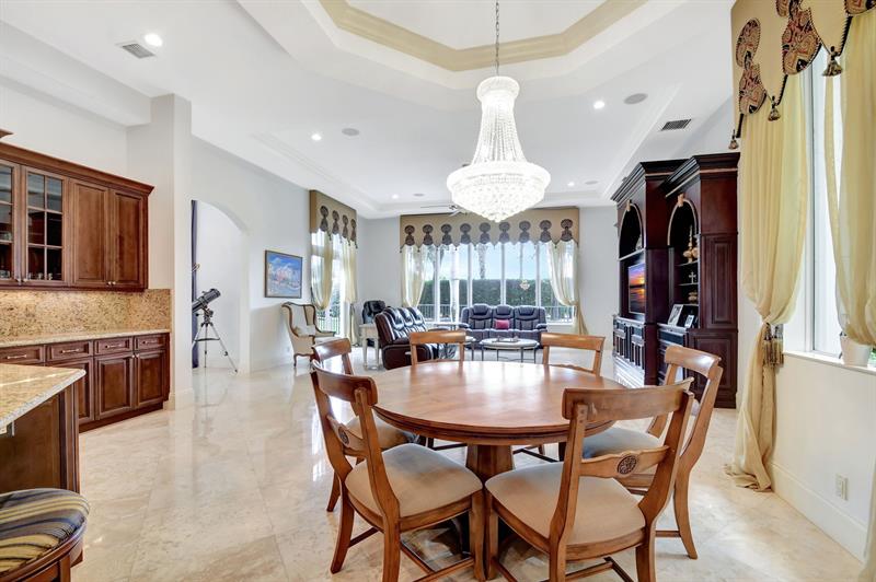 Image 22 of 100 For 6453 Montesito Street