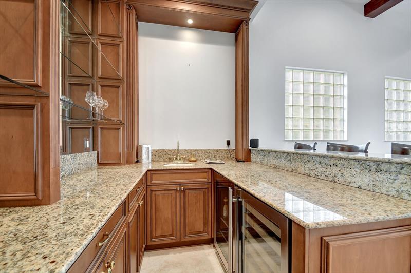 Image 31 of 100 For 6453 Montesito Street
