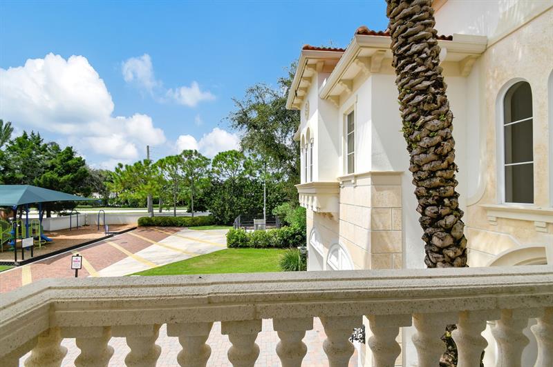 Image 70 of 100 For 6453 Montesito Street
