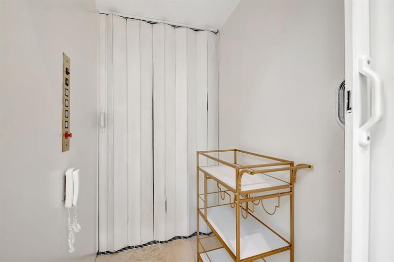 Image 75 of 100 For 6453 Montesito Street