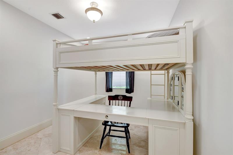 Image 78 of 100 For 6453 Montesito Street