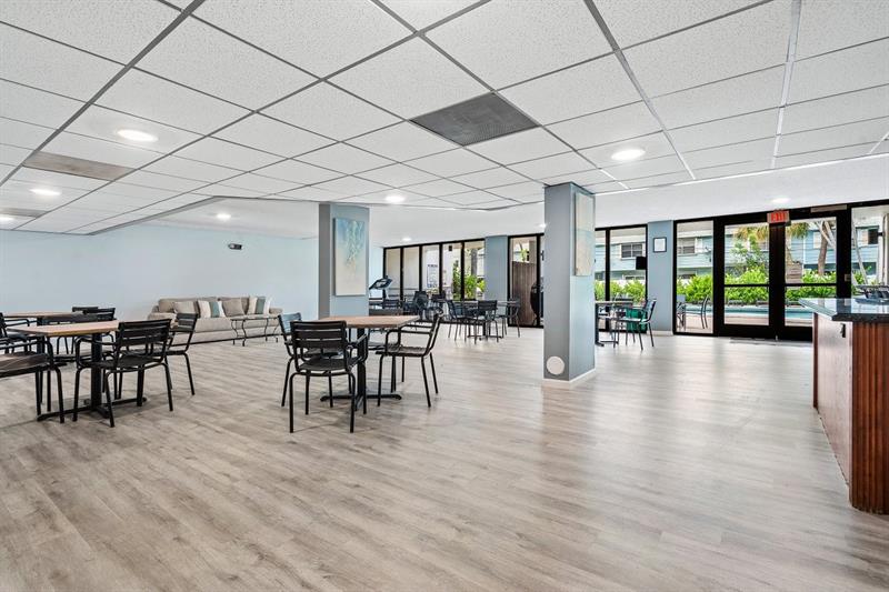 Image 22 of 27 For 2707 14th Street Cswy  305