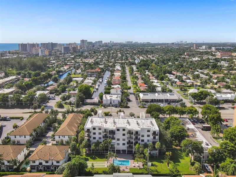 Image 25 of 27 For 2707 14th Street Cswy  305