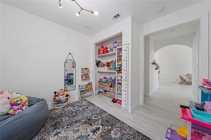Image 13 of 35 For 15799 Menton Bay Ct