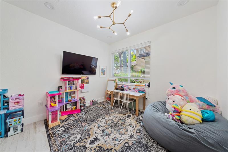 Image 14 of 35 For 15799 Menton Bay Ct