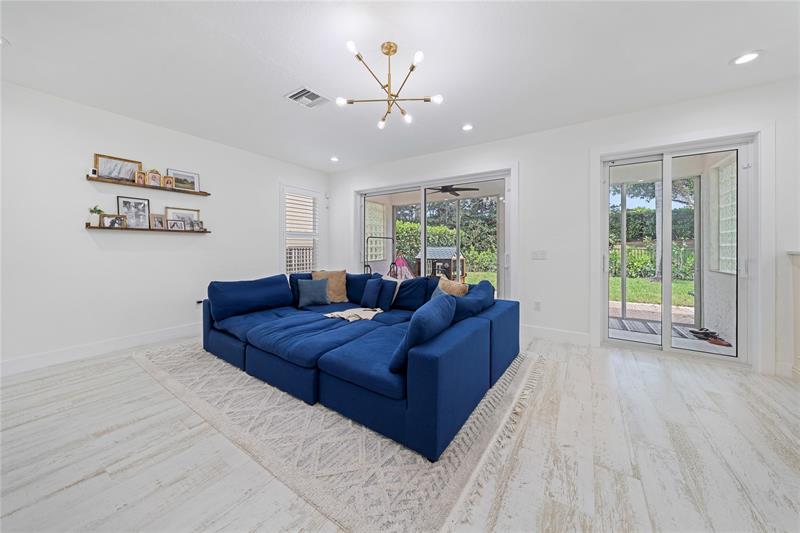 Image 15 of 35 For 15799 Menton Bay Ct