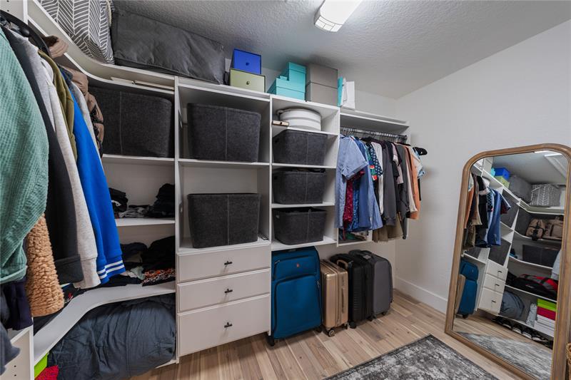 Image 23 of 35 For 15799 Menton Bay Ct